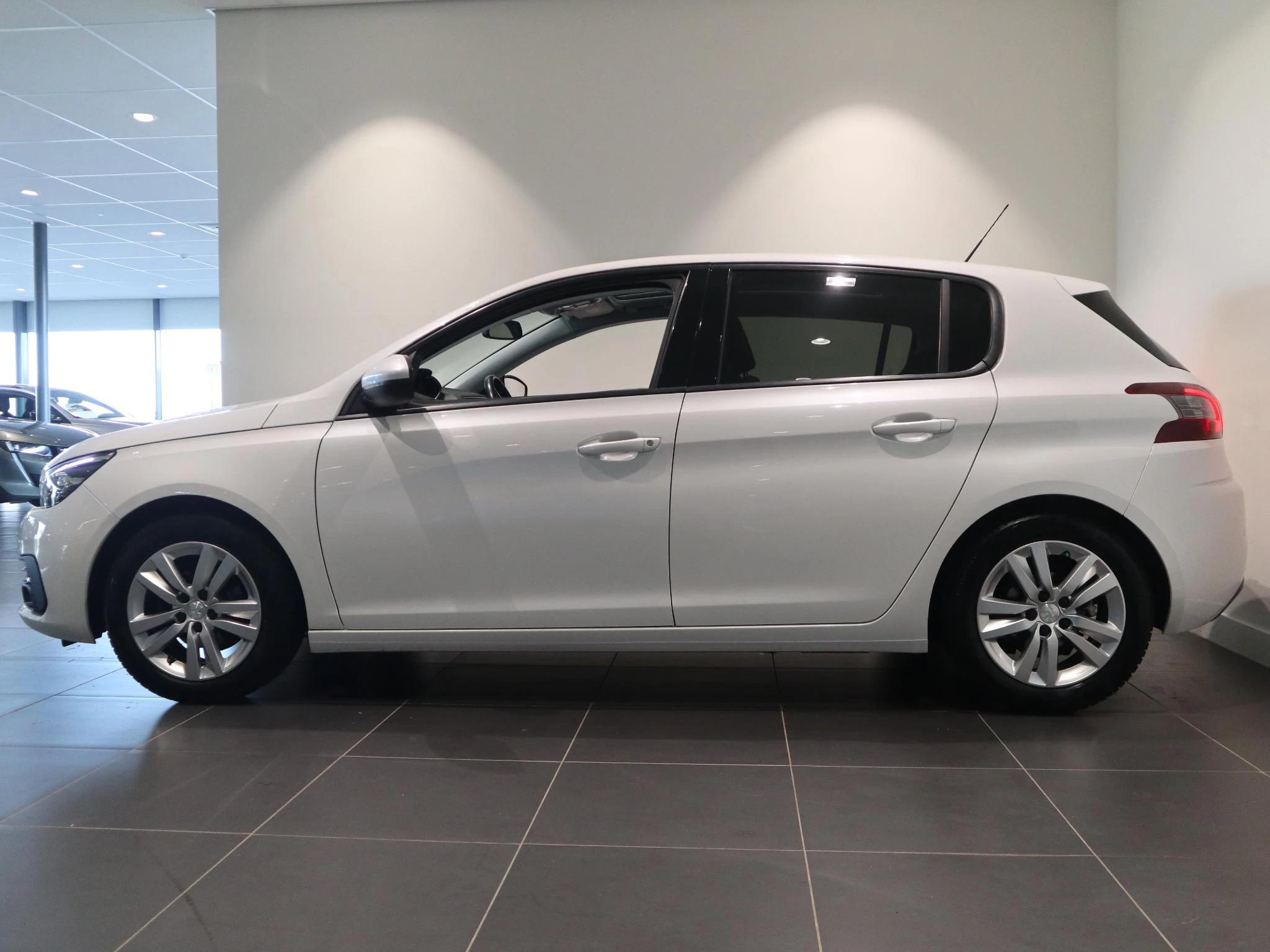 Peugeot 308 Blue Lease Executive