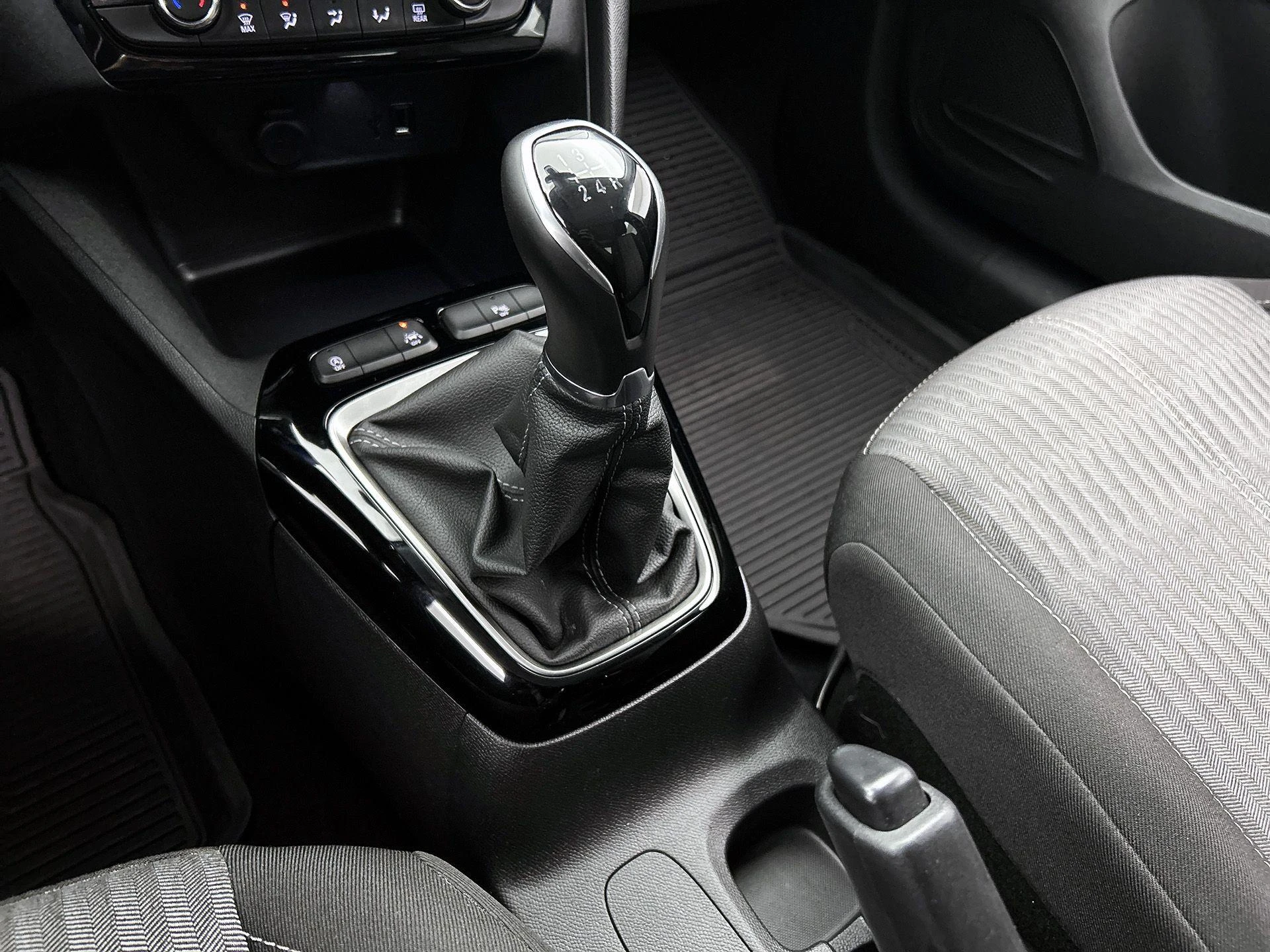 Opel-Corsa-image-28