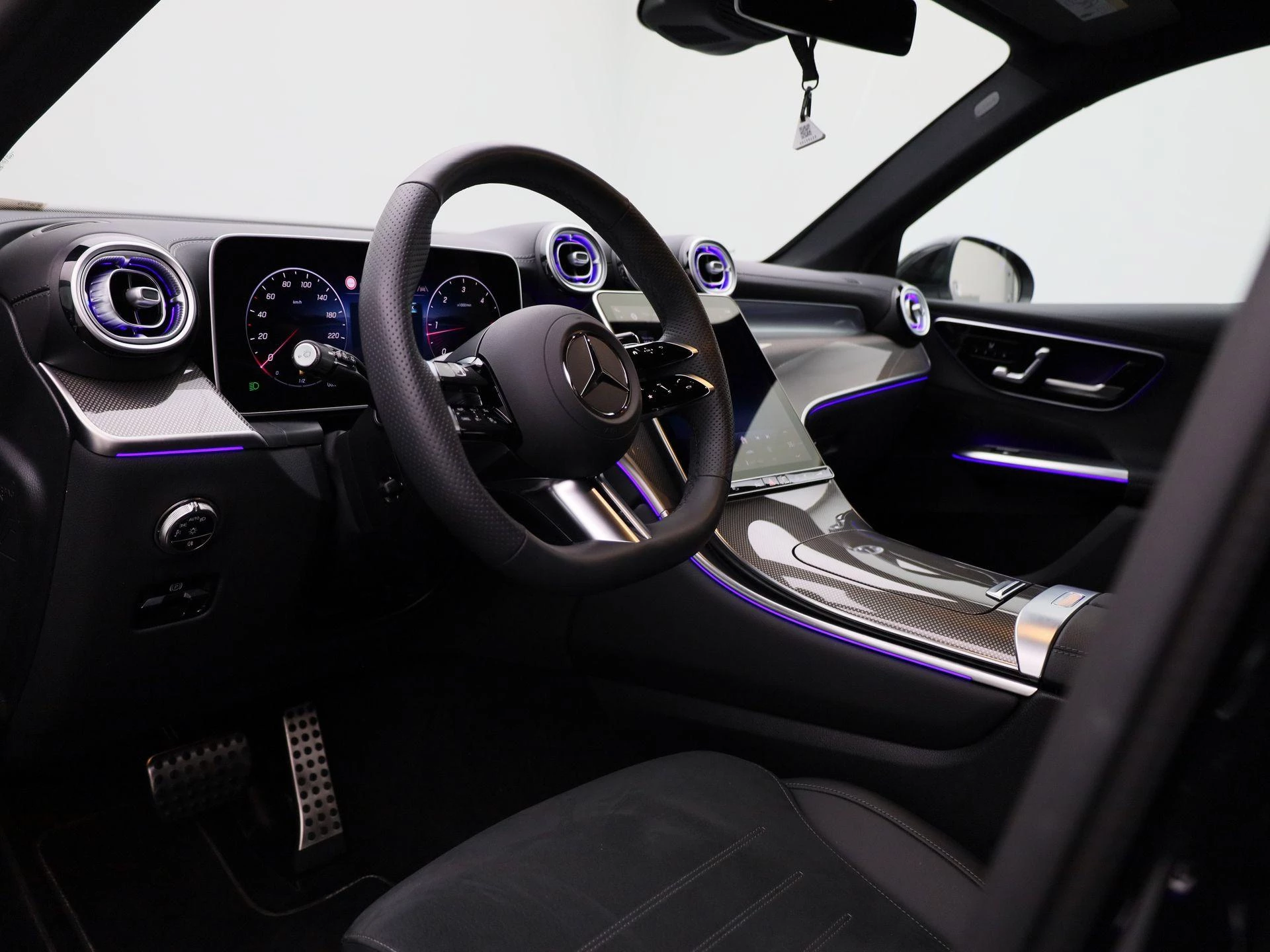 Mercedes-Benz GLC 300 d 4MATIC AMG LINE + TREKHAAK +