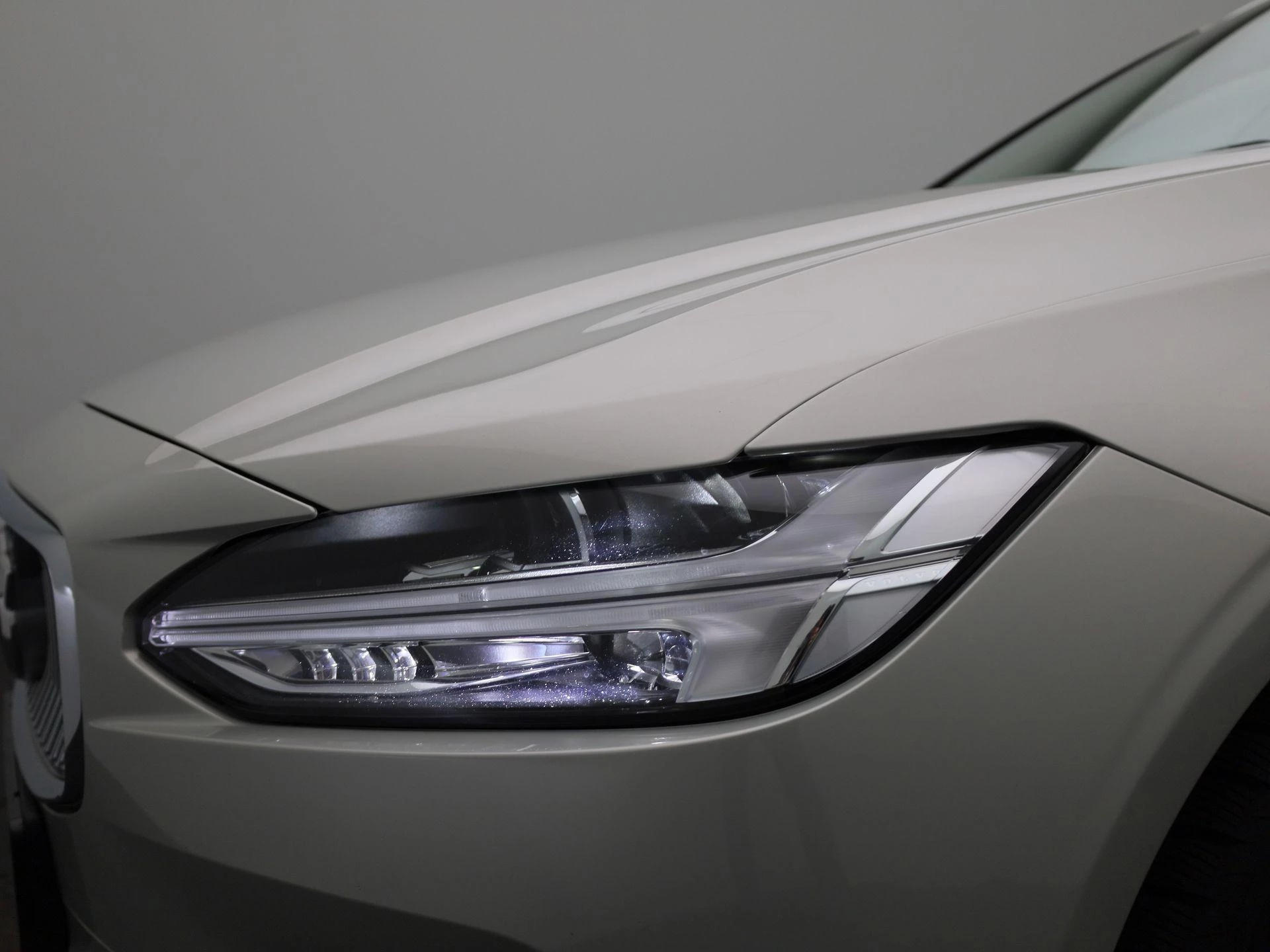 Volvo-V90-image-15