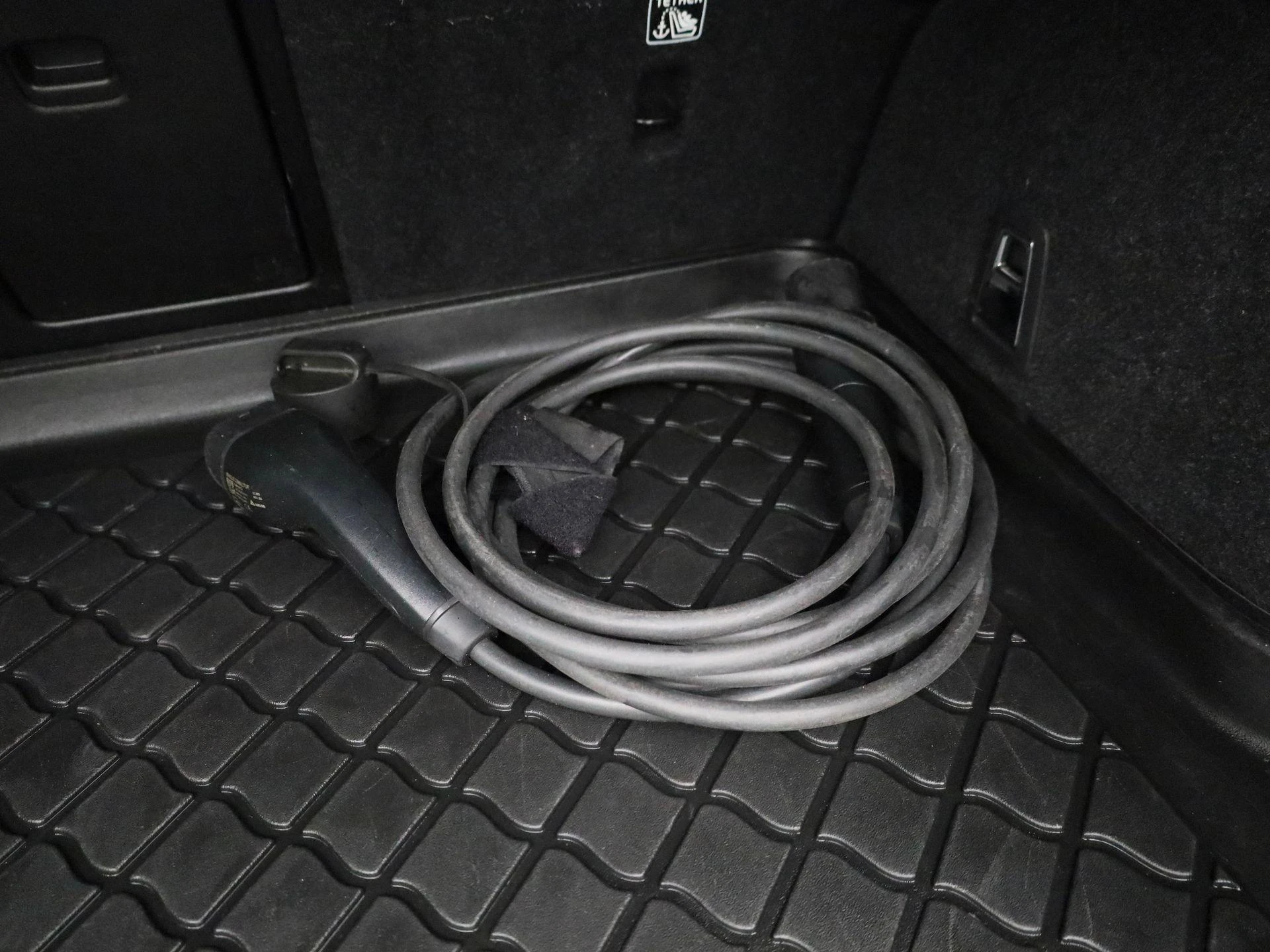 Polestar-2-image-11