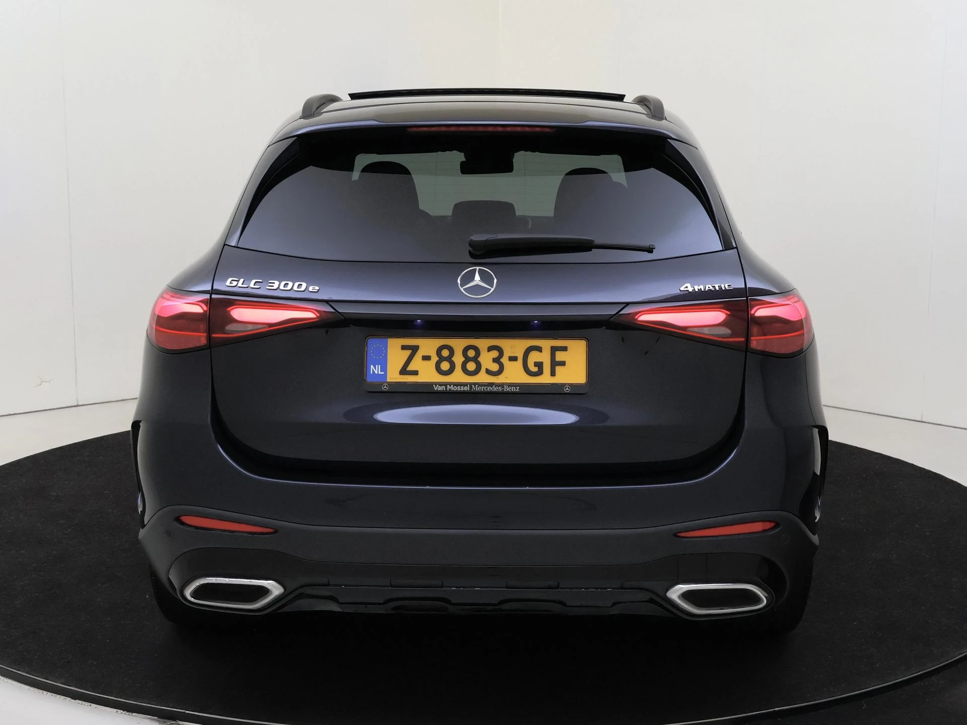 Mercedes-Benz-GLC-image-6
