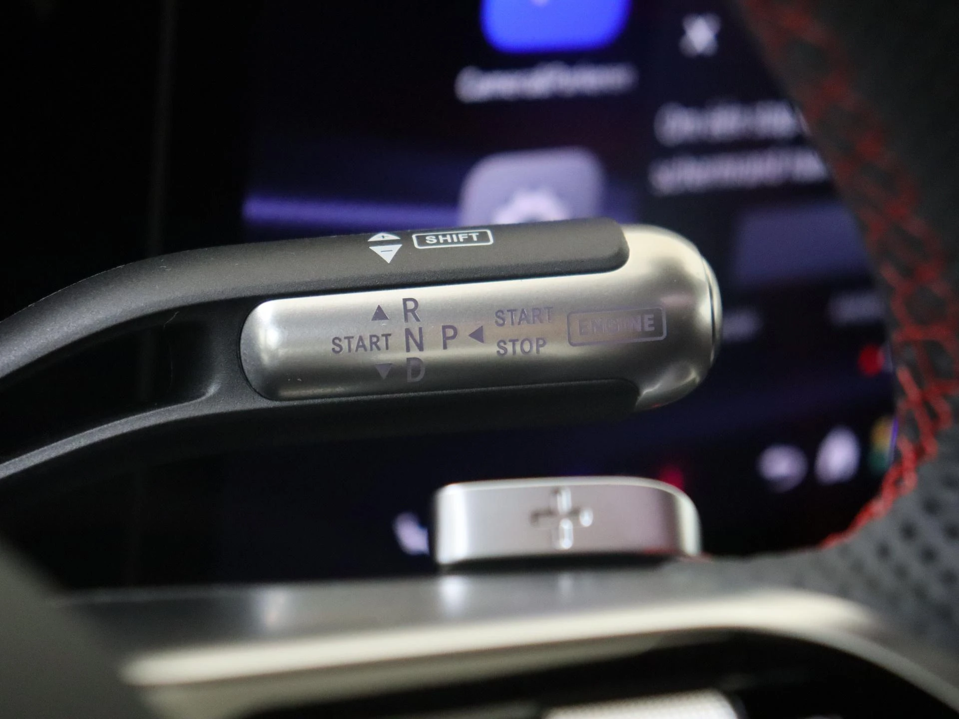Mercedes-Benz-CLA-image-13