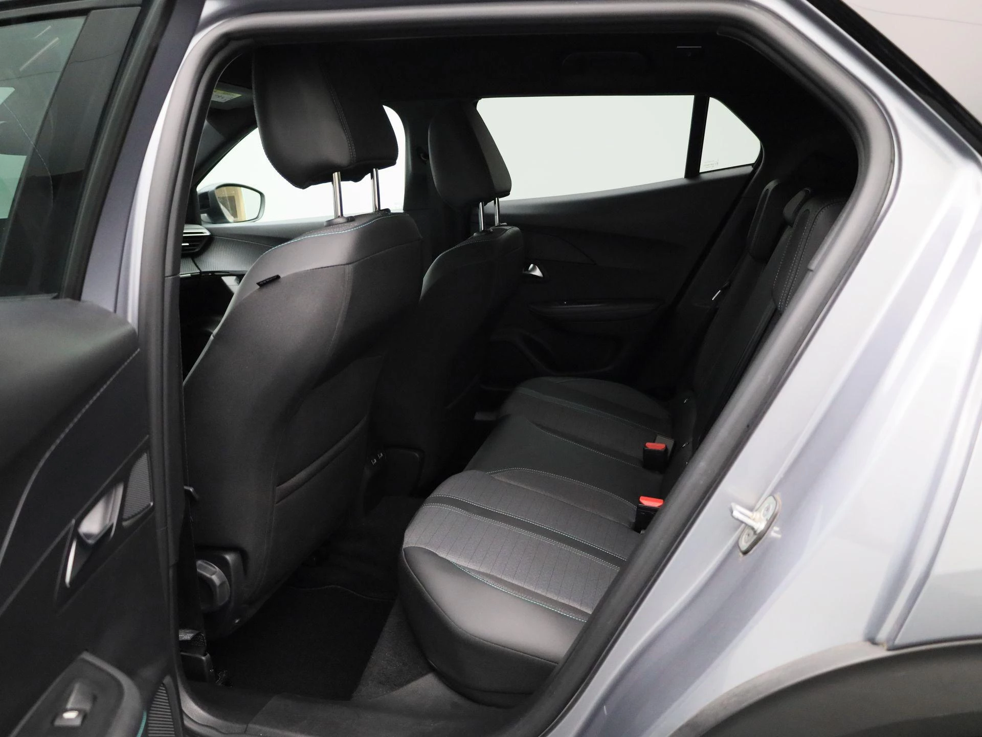 Peugeot e-2008 e-2008 Allure