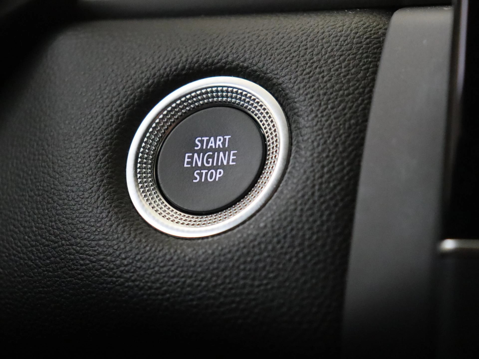 Renault-Captur-image-22