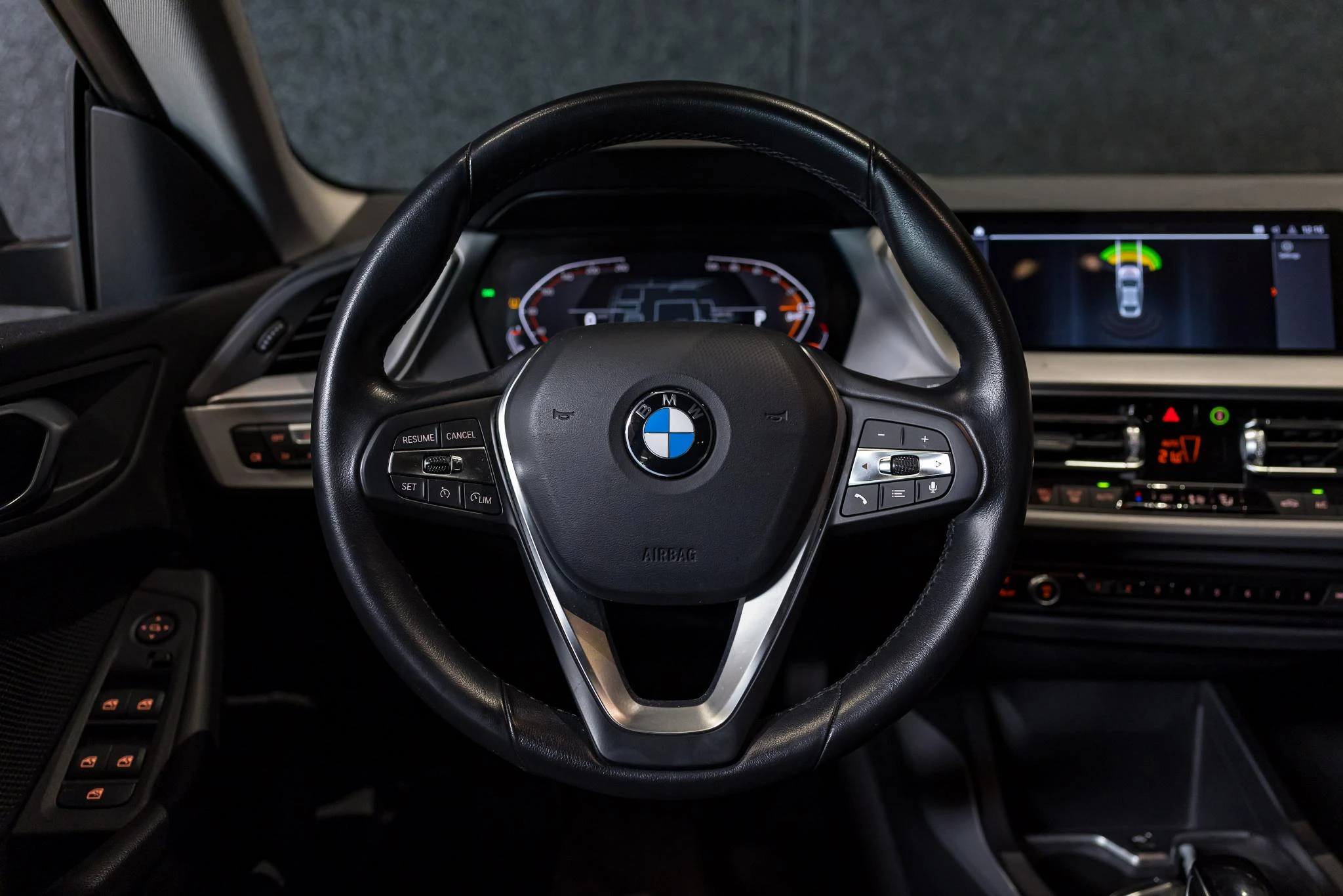 BMW-Série 2-image-11