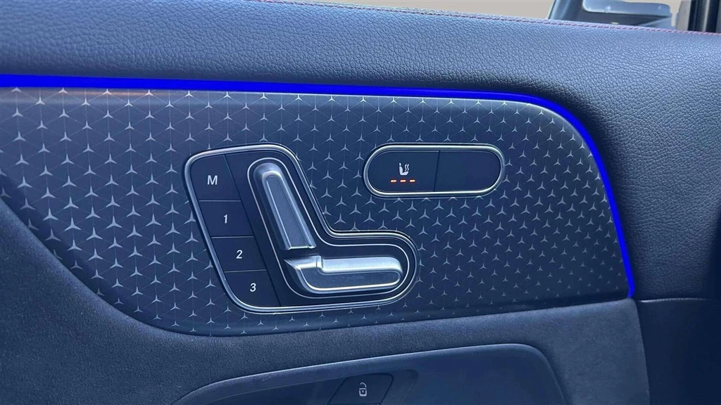 Mercedes-Benz-EQA-image-10