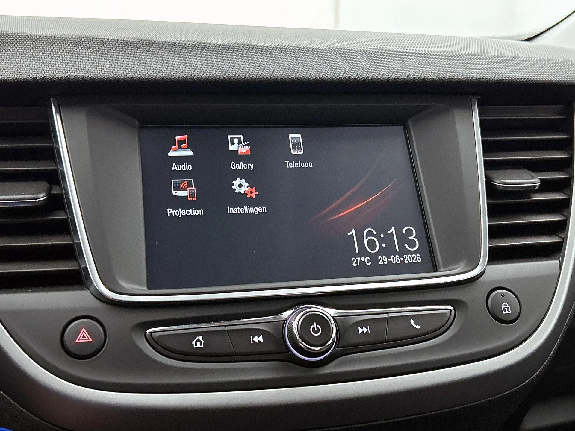 Opel-Crossland X-image-30