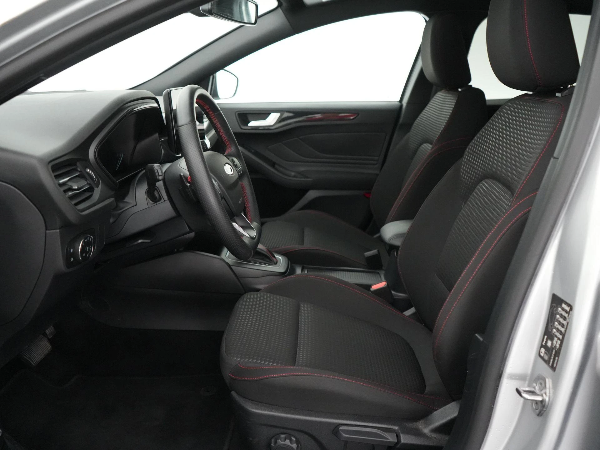 Ford Focus Clipper 1.0i EcoBoost 92kW Aut. ST-Line