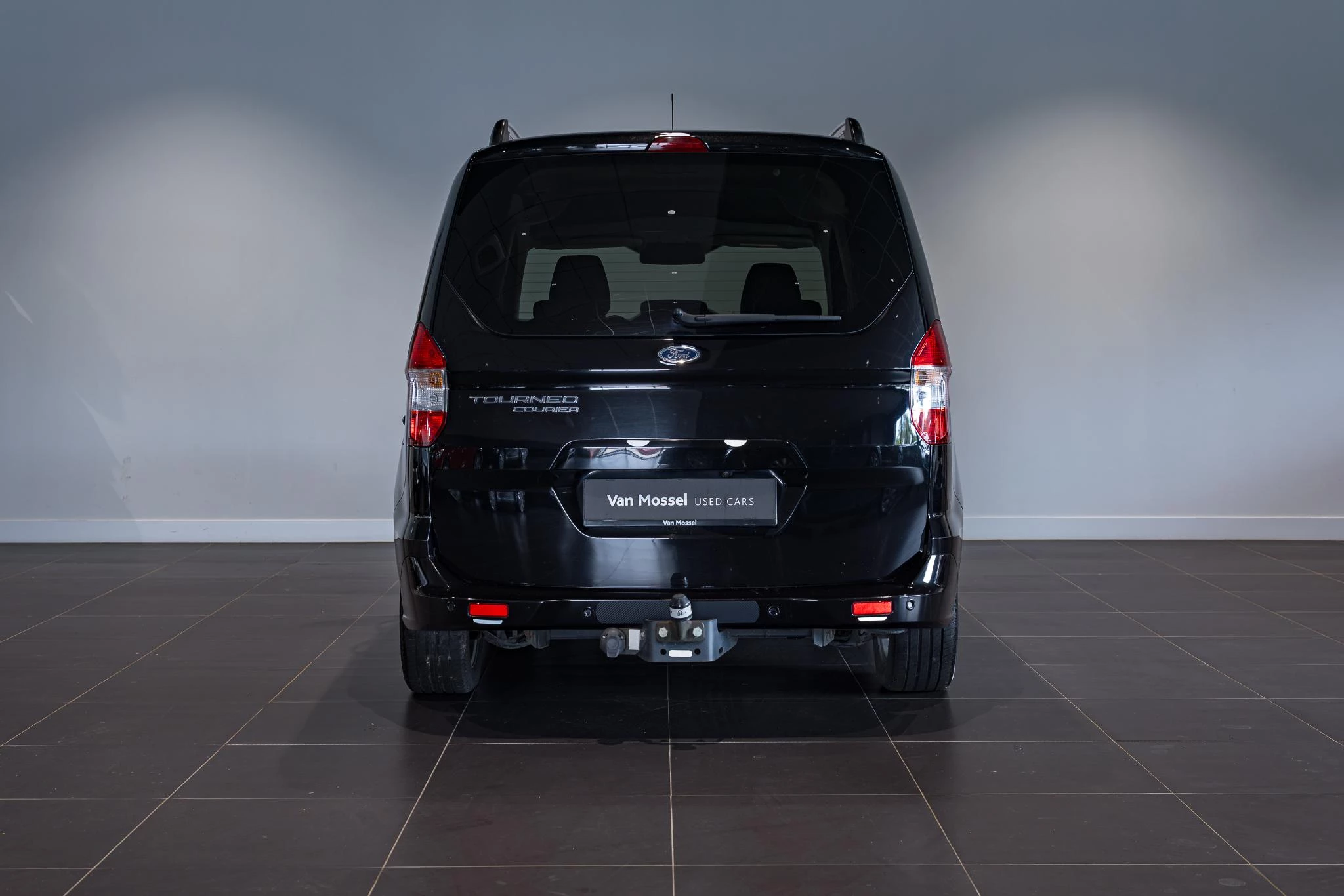 Ford Tourneo 1.5 TDCi 75kW Ambiente