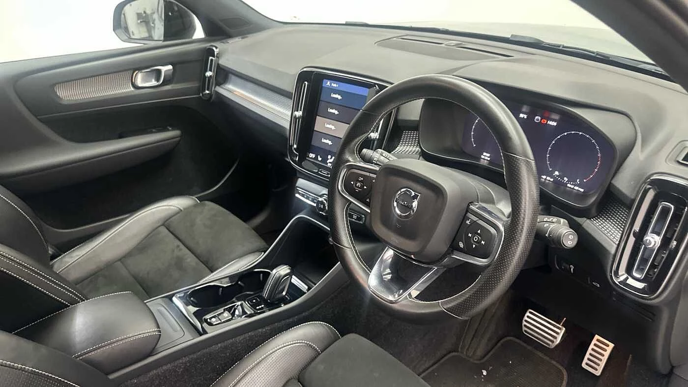 Volvo-XC40-image-4