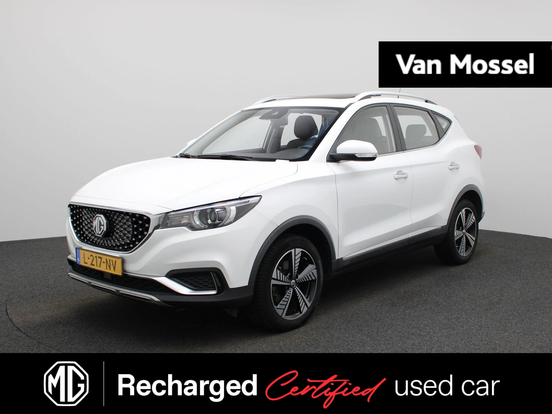 MG-ZS EV-image-0