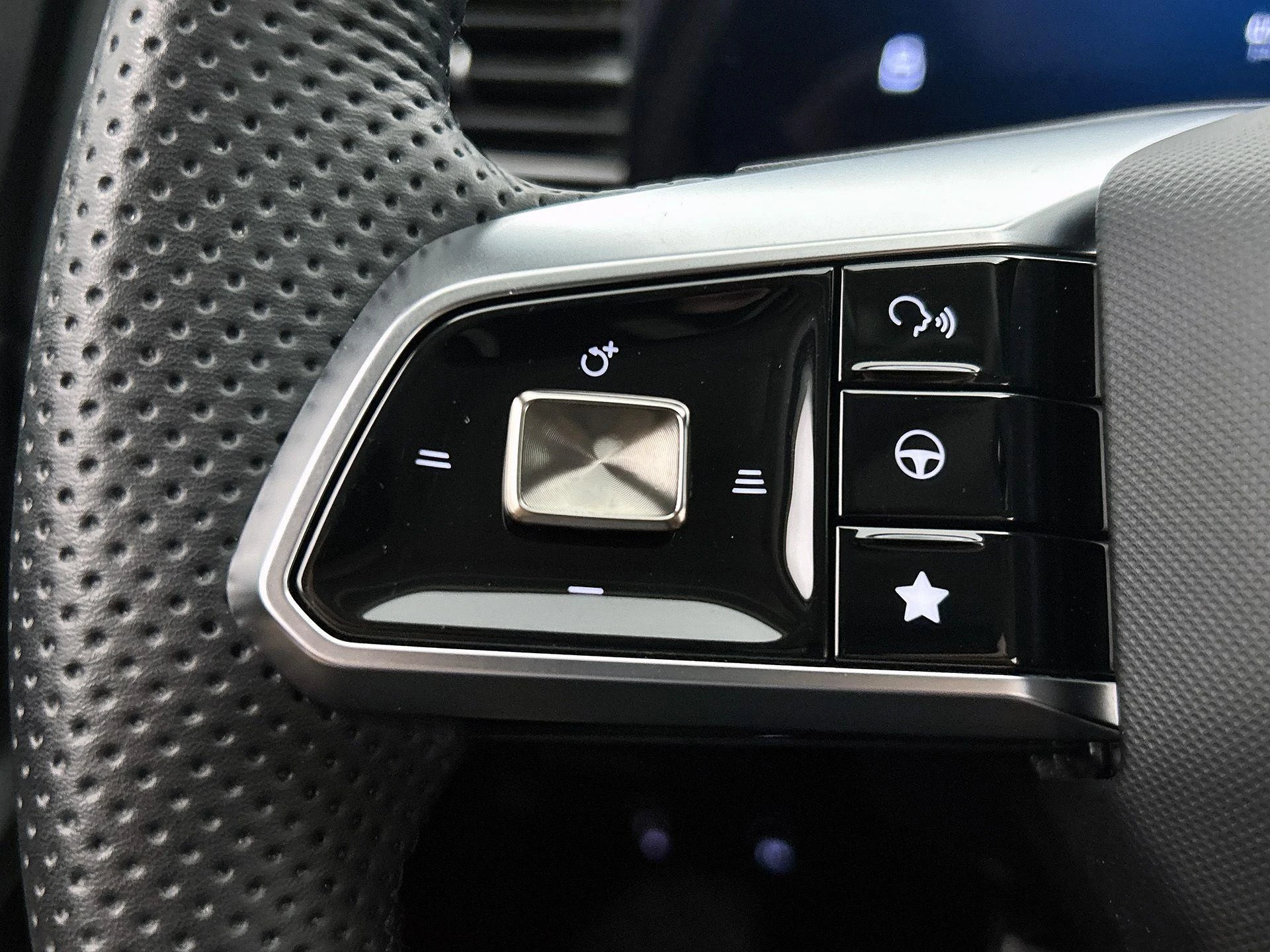 MG HS 1.5 Luxury Aut. Luxury