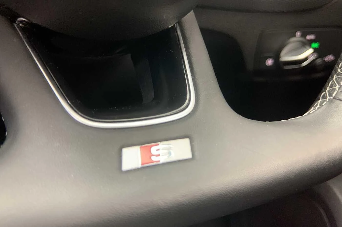 Audi-SQ2-image-18