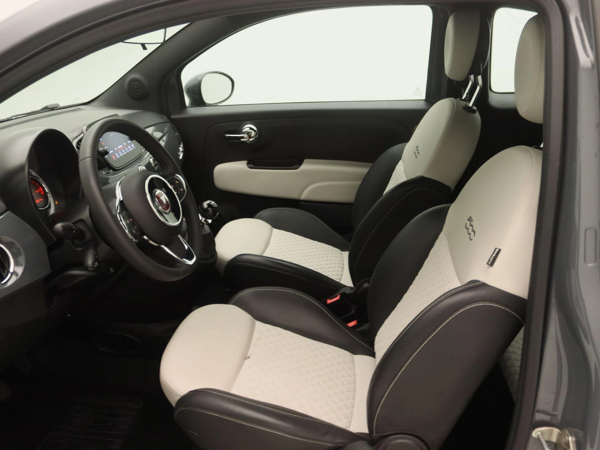 Fiat-500C-image-11