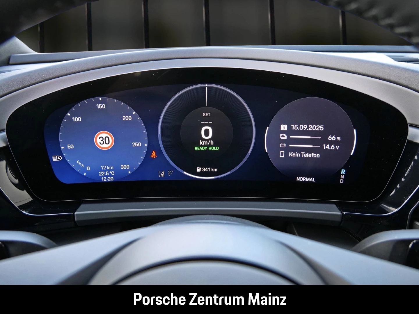 Porsche Macan 4 Surround-View Luftfederung Sitzbelüftung -