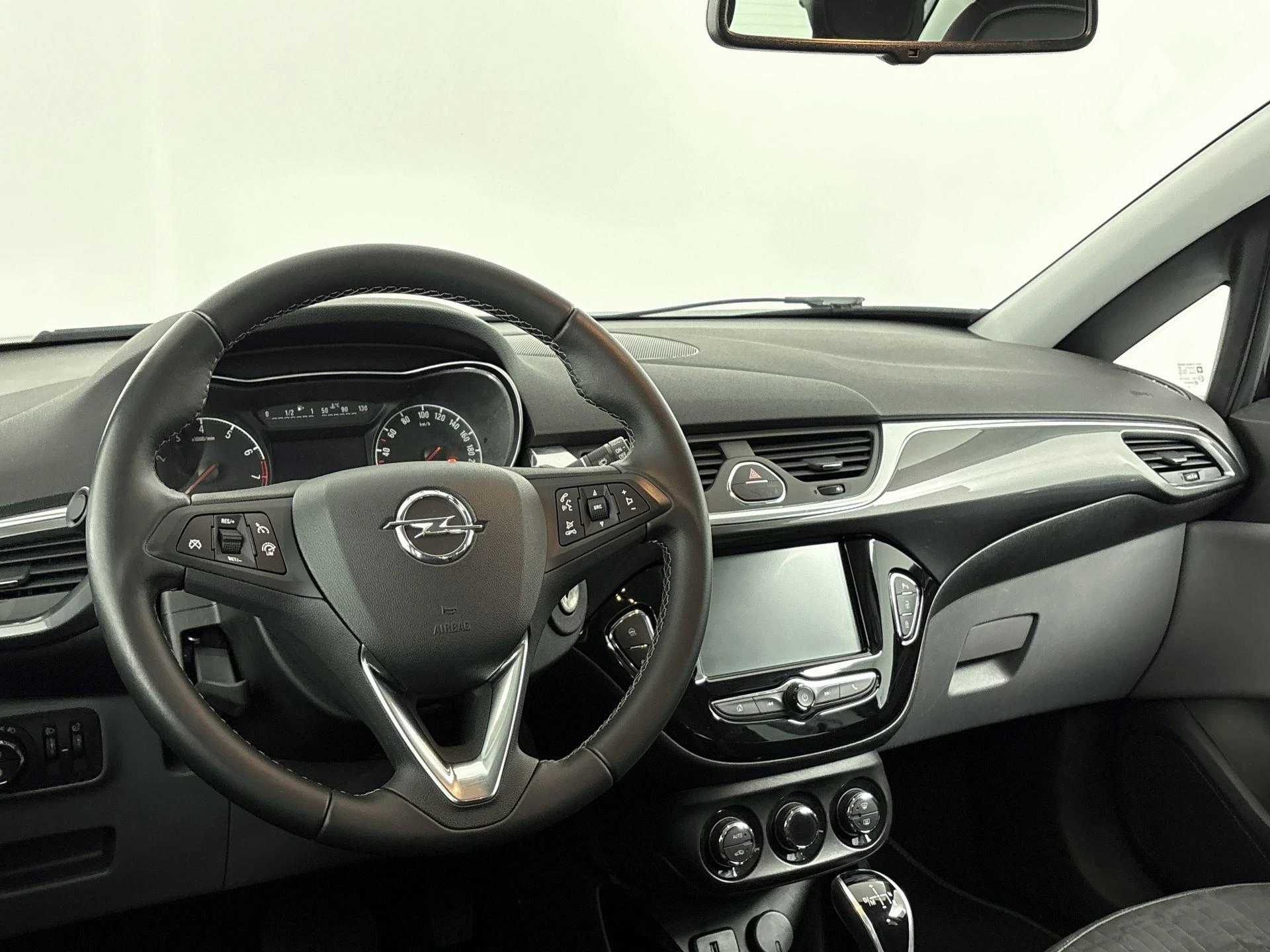 Opel-Corsa-image-13