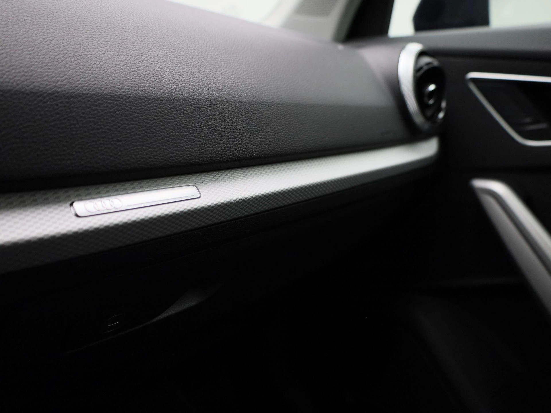 Audi-Q2-image-28