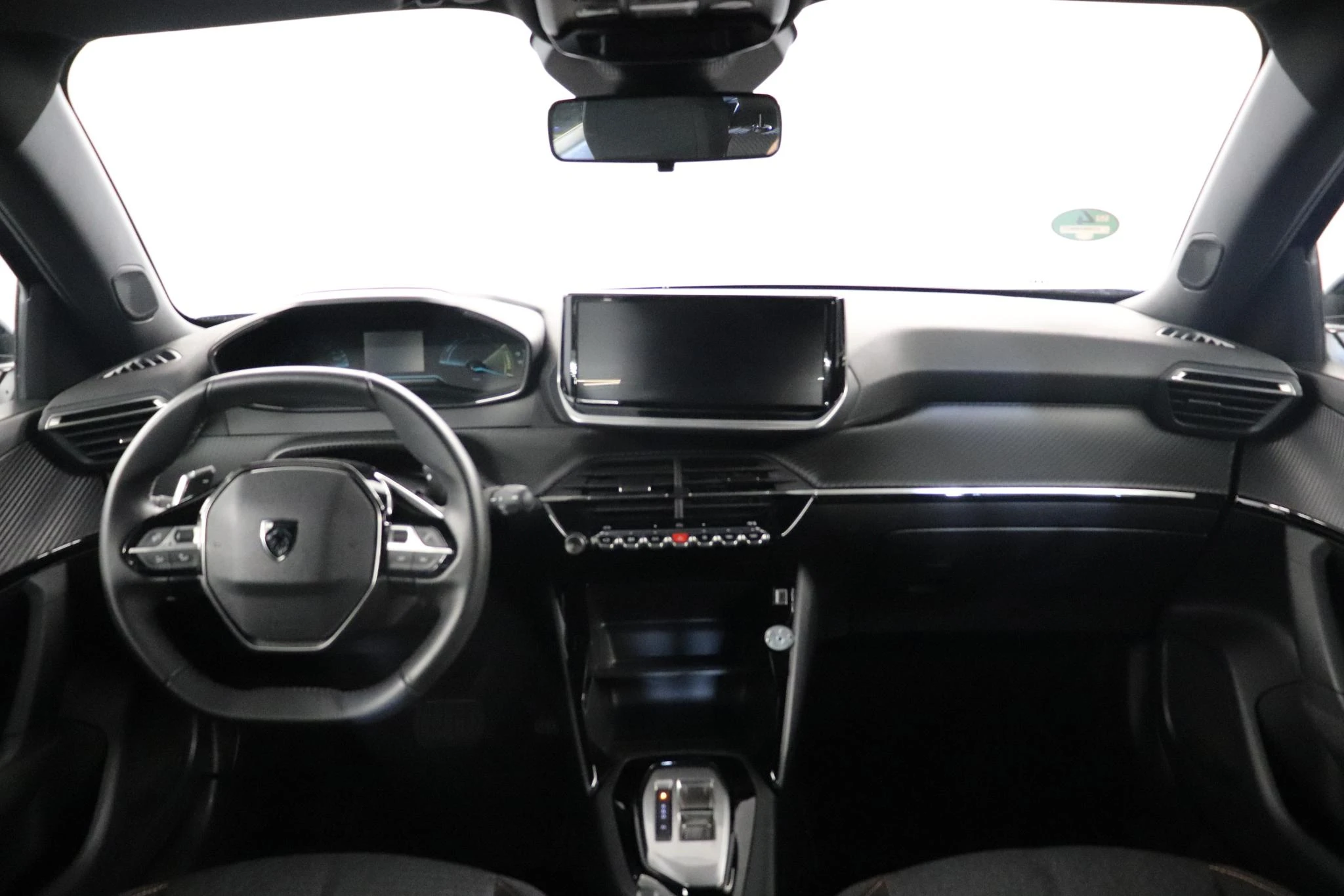 Peugeot-2008-image-10