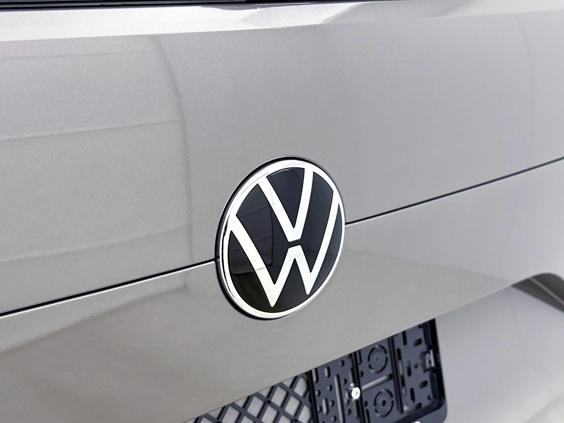 Volkswagen-Multivan-image-9