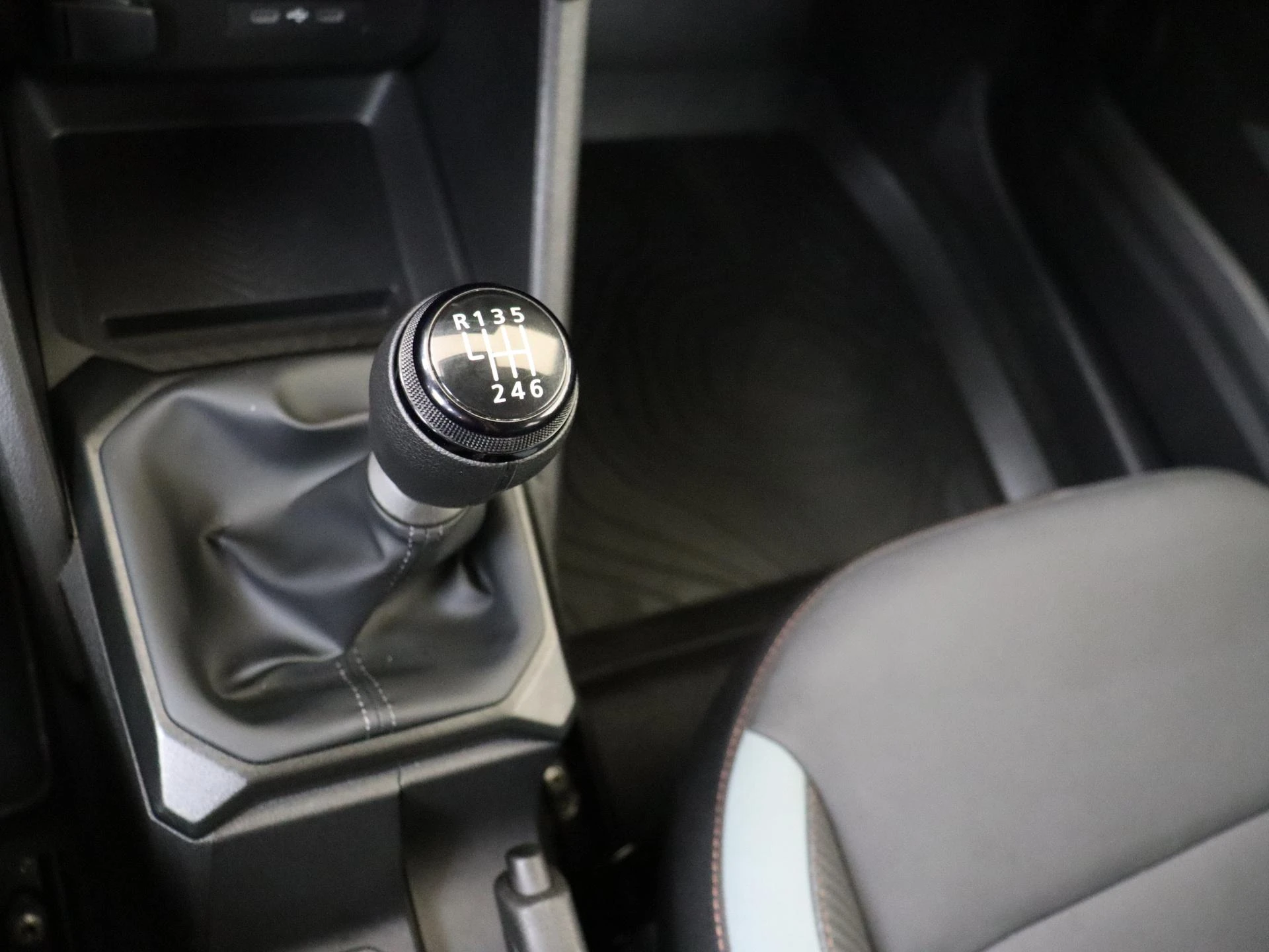 Dacia-Duster-image-13