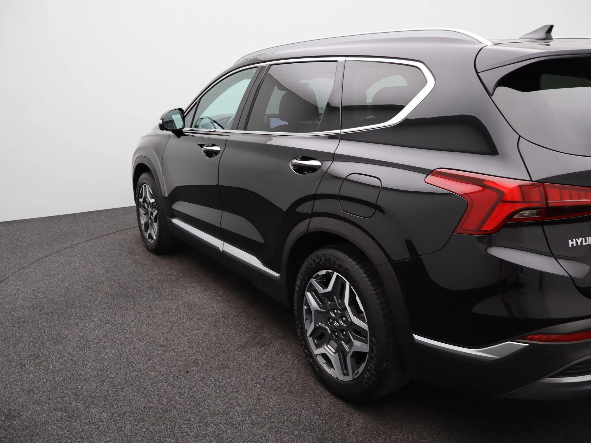 Hyundai-Santa Fe-image-41