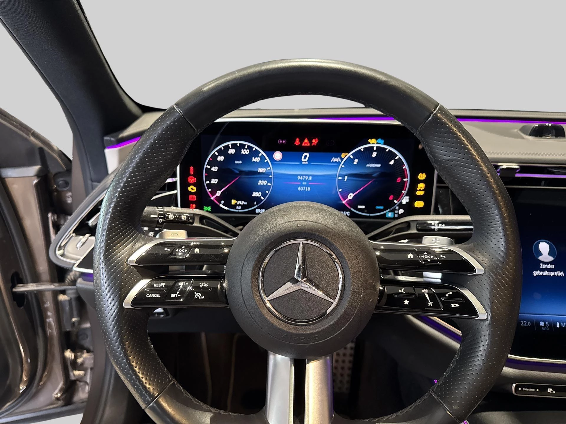 Mercedes-Benz Classe E 220 d AMG Line Estate + SUPERSCREEN + PANO + BURMESTER + LEDER +