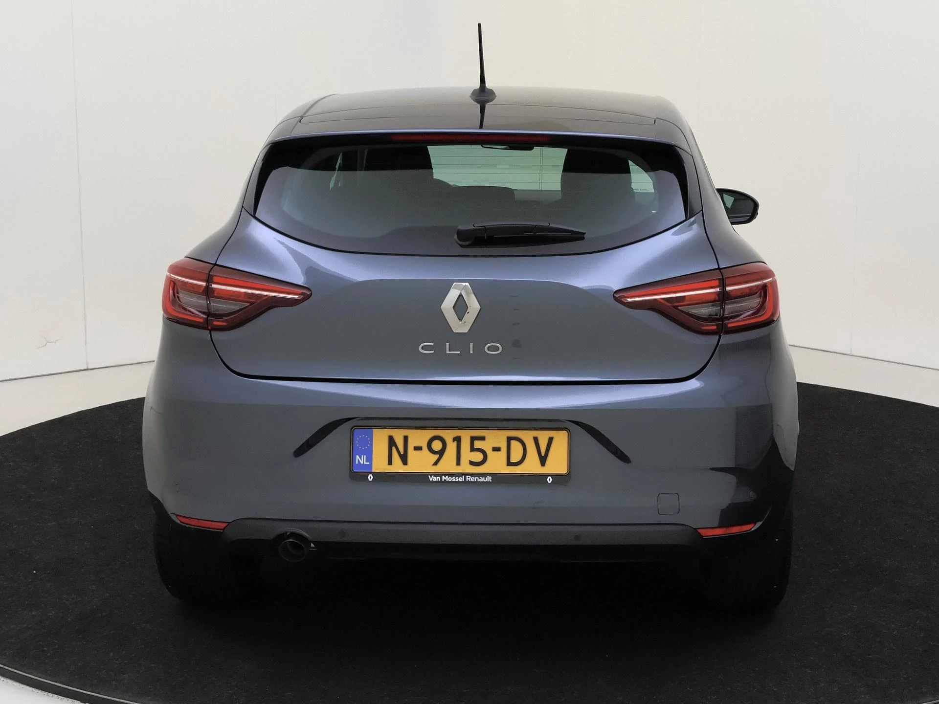 Renault-Clio-image-6