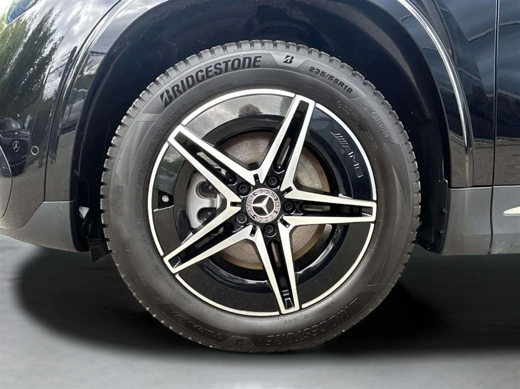 Mercedes-Benz-EQA-image-8