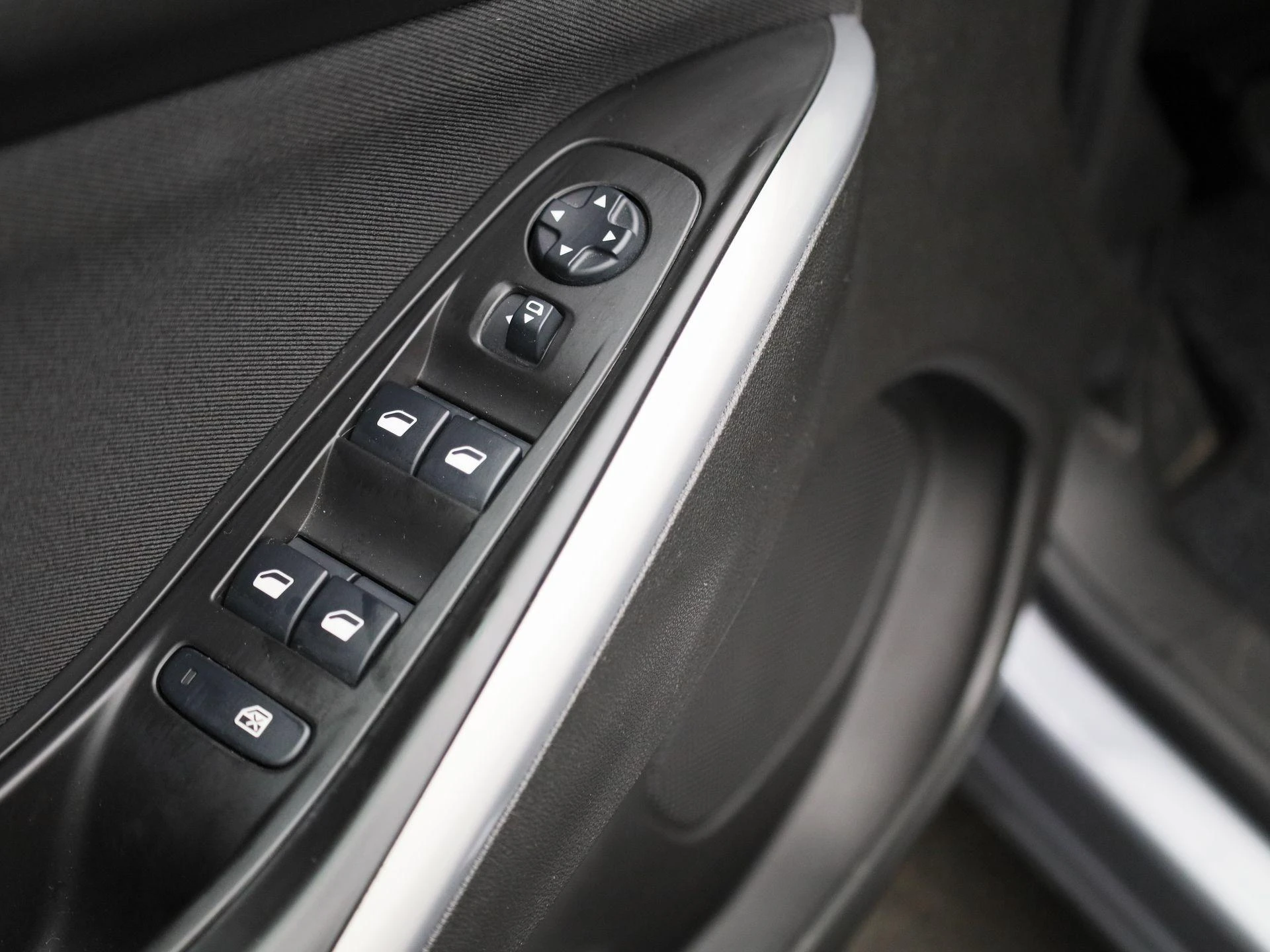 Opel-Grandland X-image-28