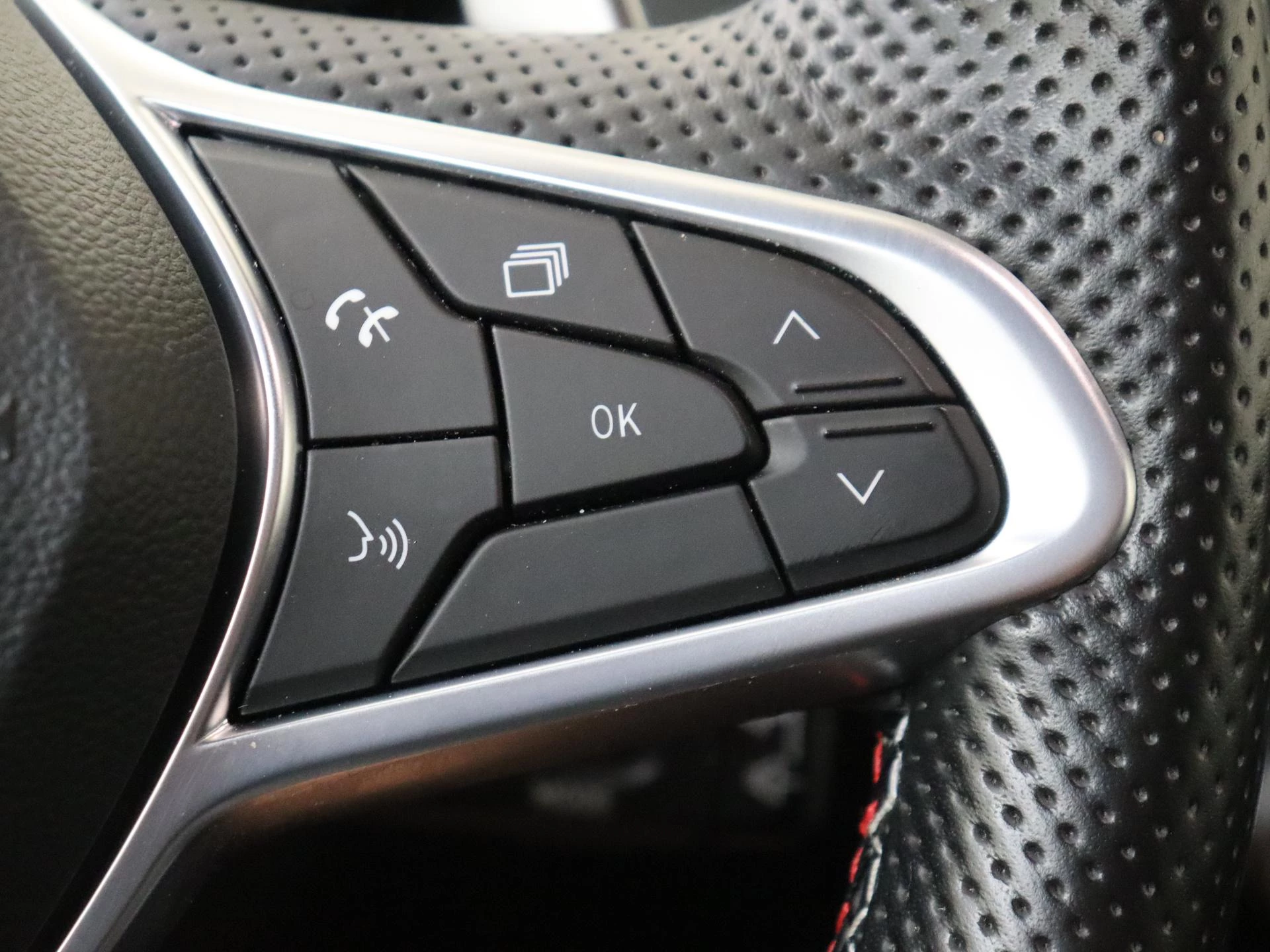 Renault-Captur-image-13
