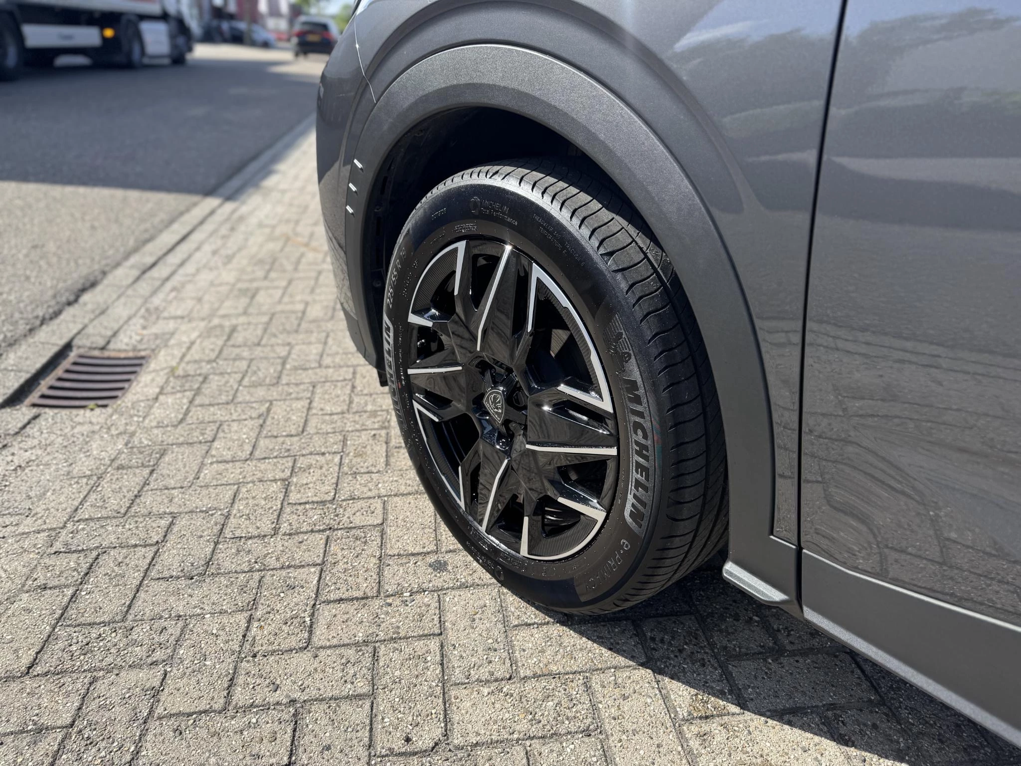 Peugeot-5008-image-9