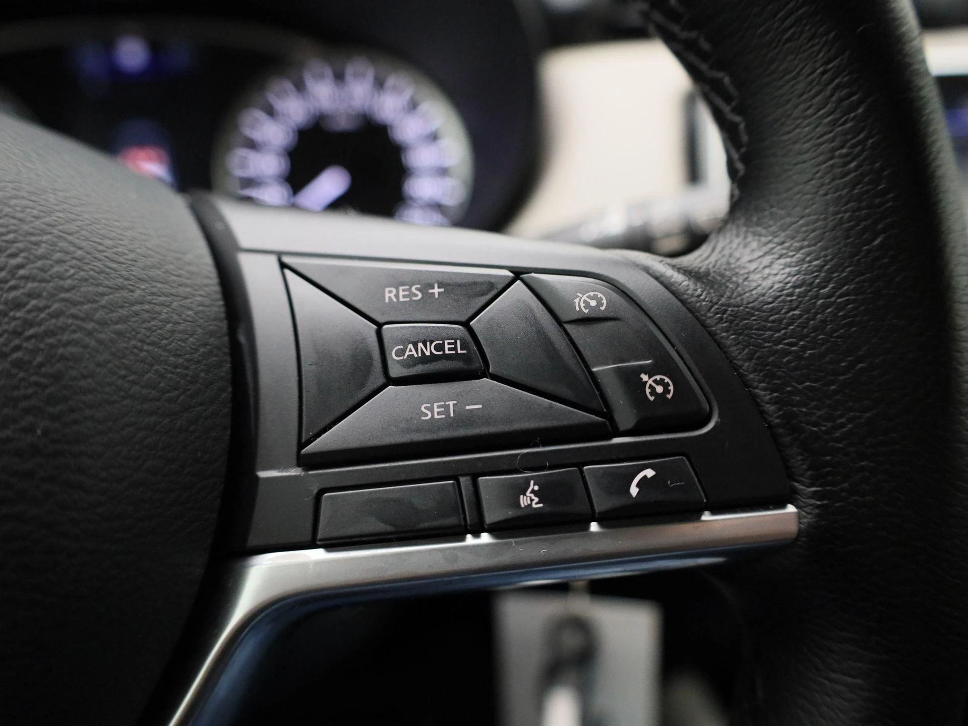 Nissan-Micra-image-14