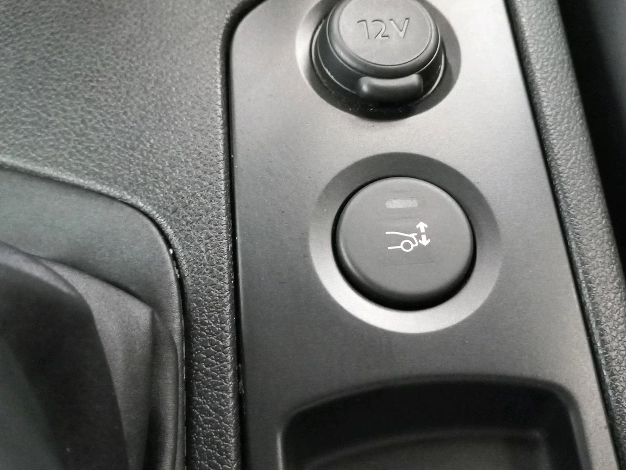 Peugeot-RCZ-image-20