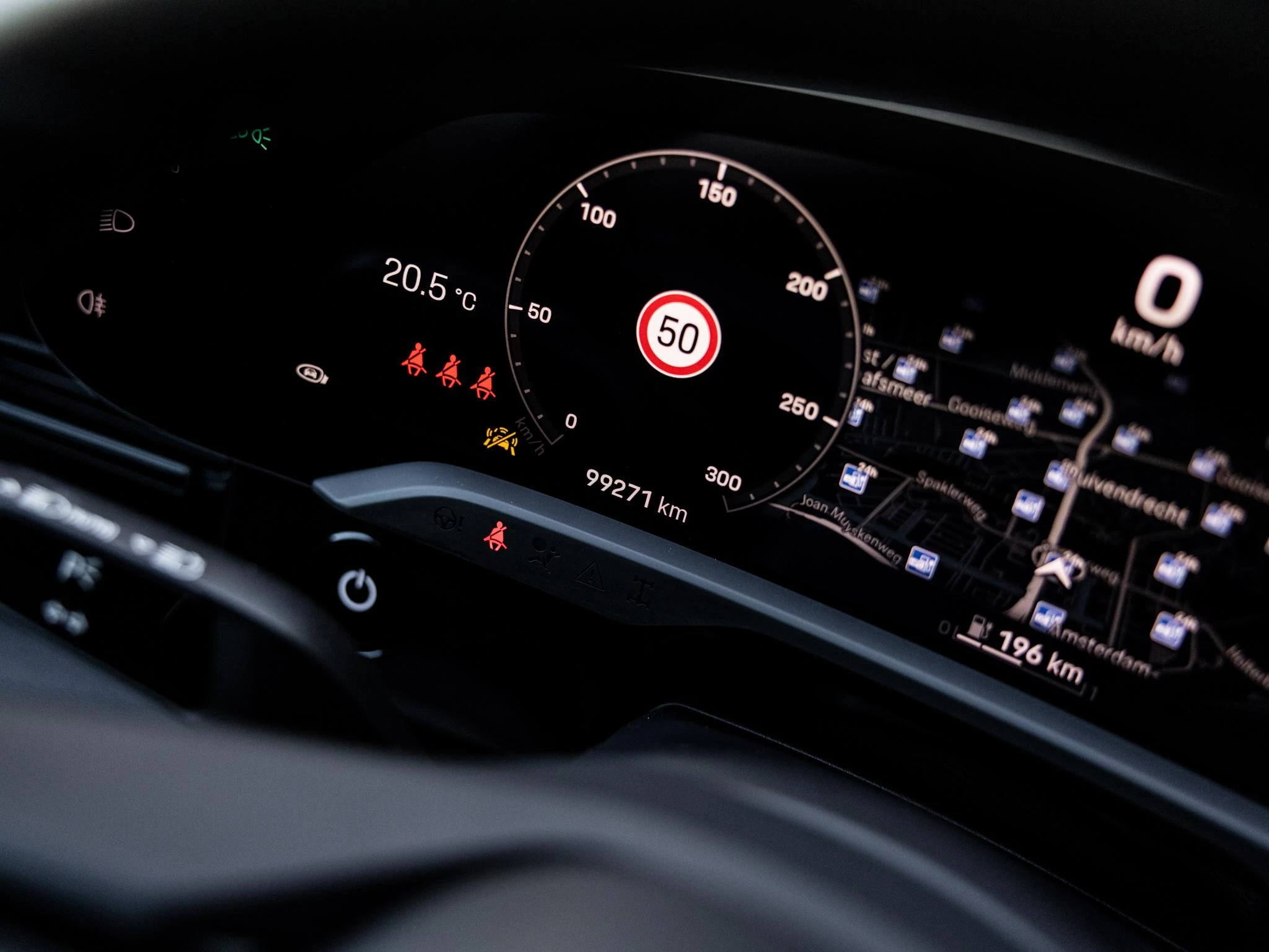 Porsche-Taycan-image-27