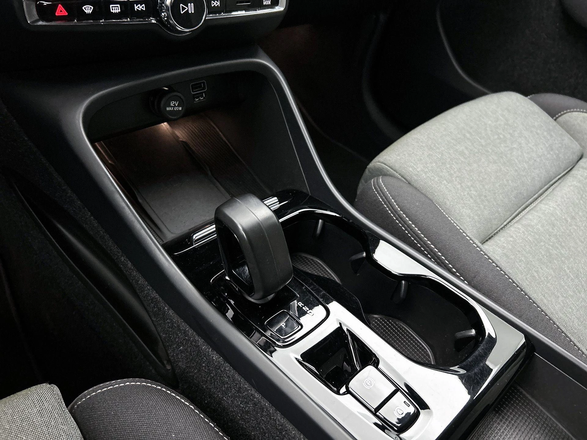 Volvo XC40 1.5 T4 Plug-in hybrid Plus Bright