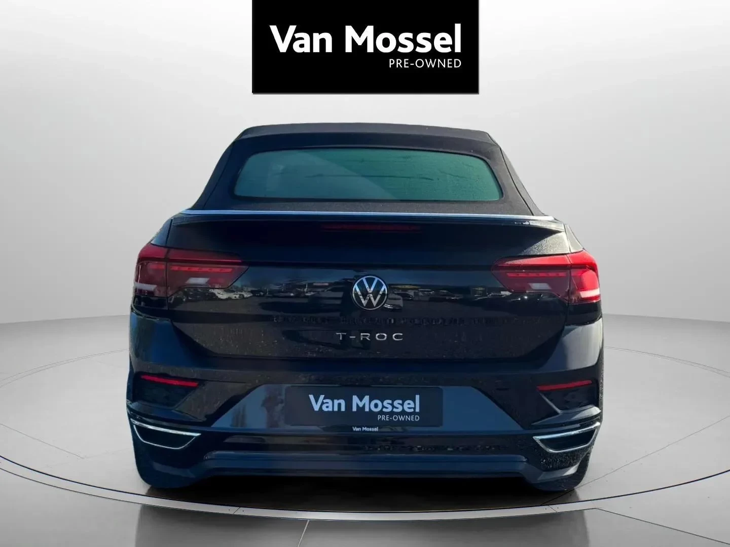 Volkswagen-T-Roc-image-6