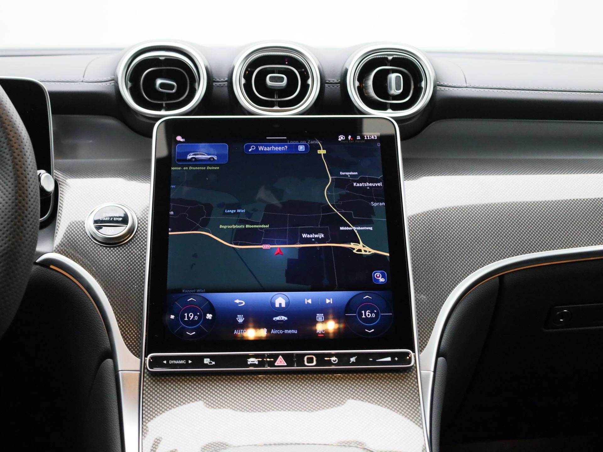 Mercedes-Benz-GLC-image-8