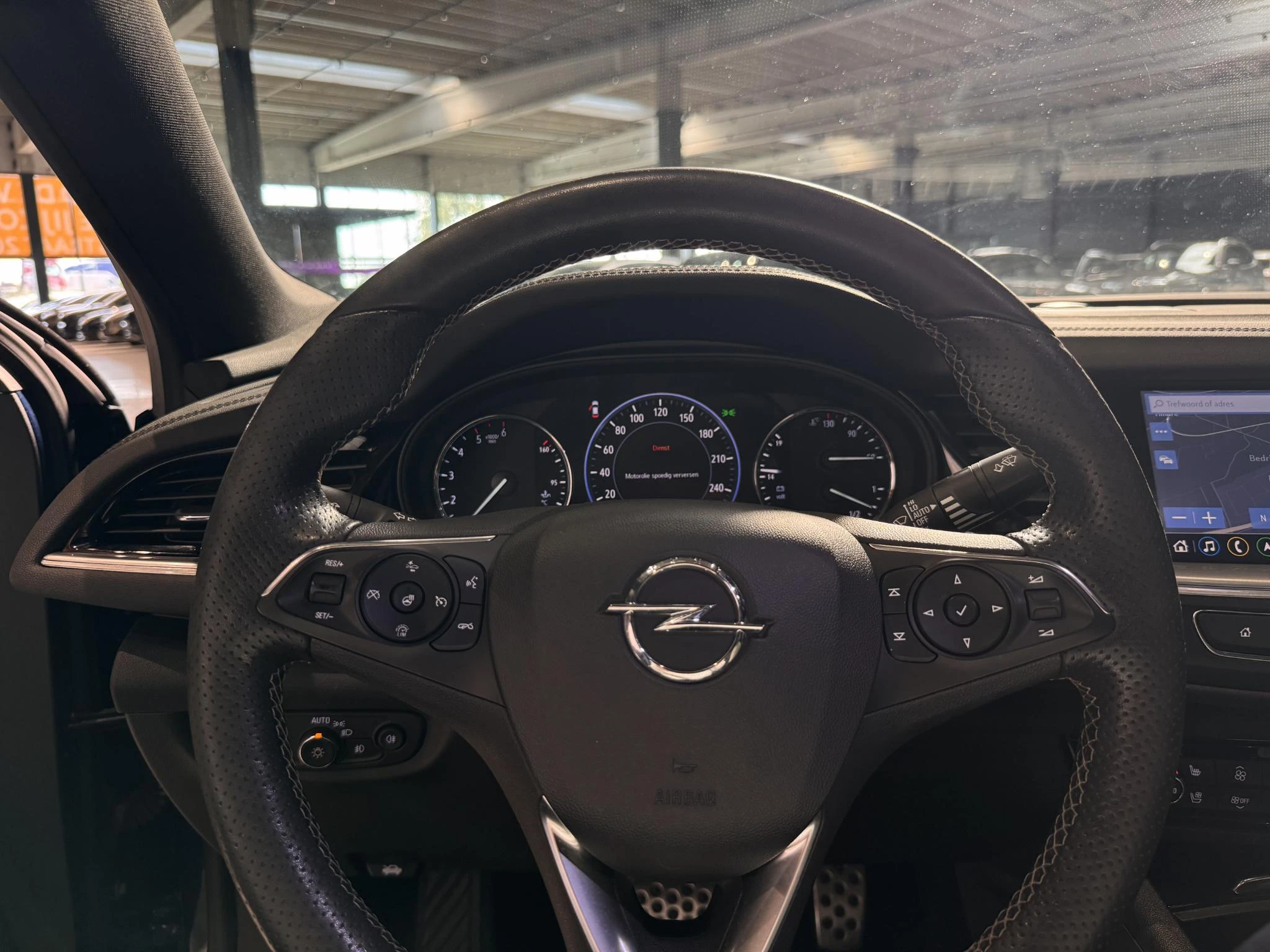 Opel-Insignia-image-14