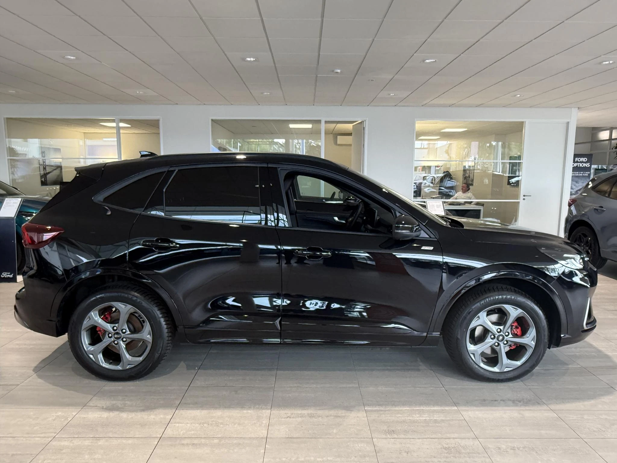 Ford-Kuga-image-2