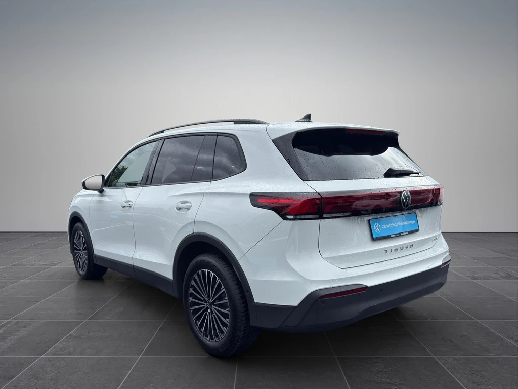 Volkswagen-Tiguan-image-1