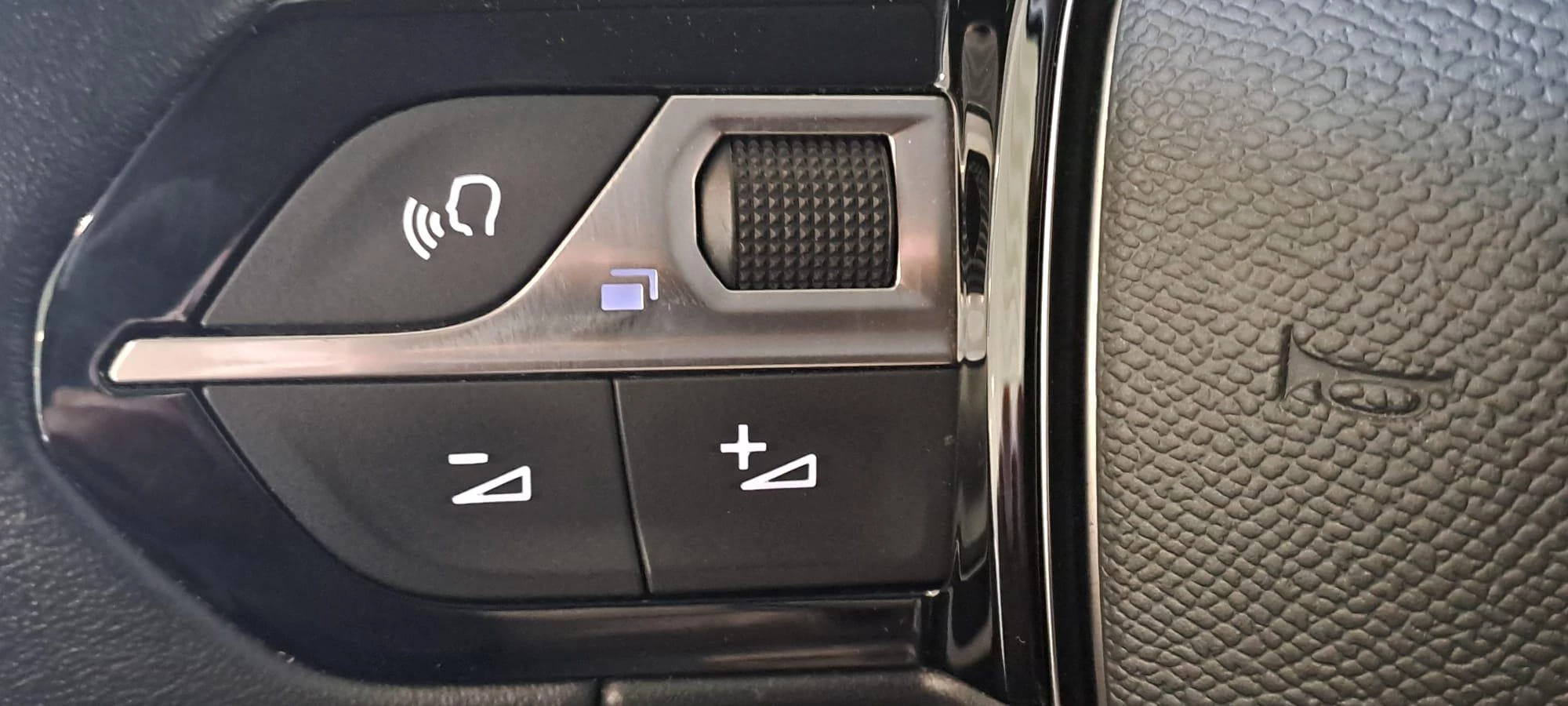 Peugeot-208-image-9