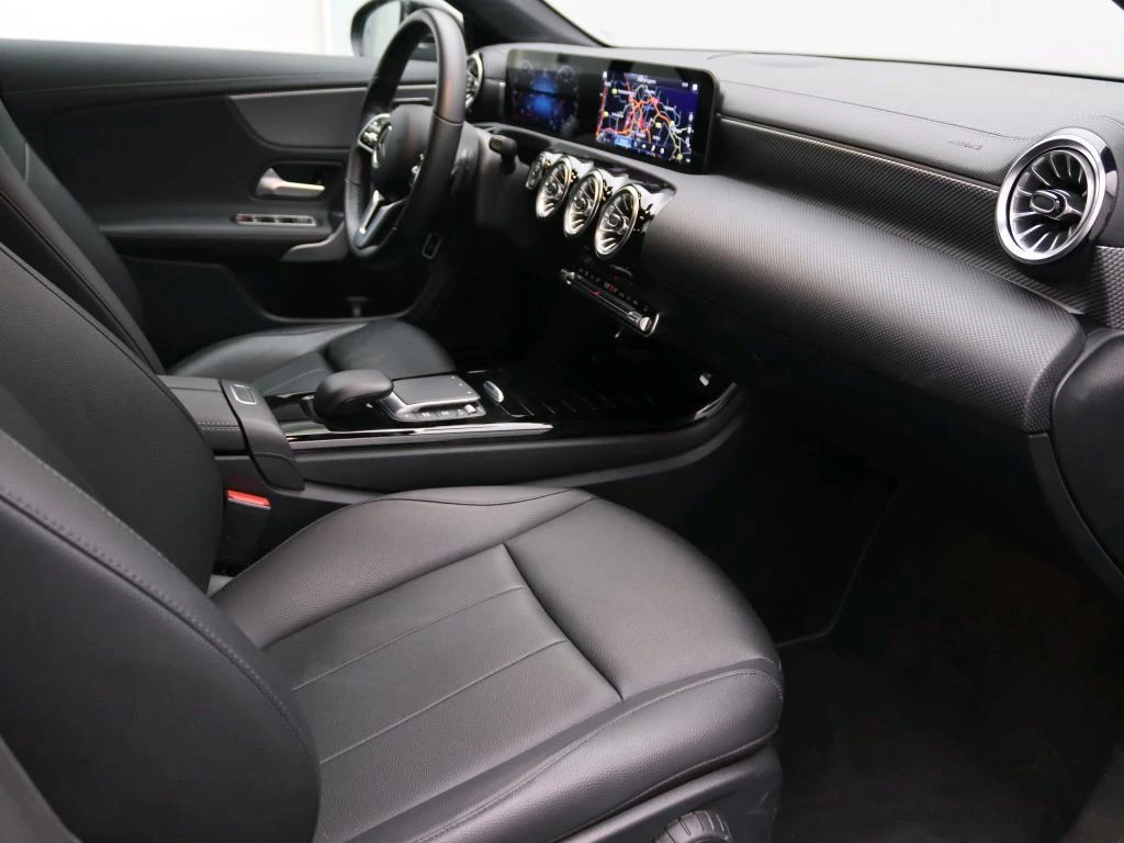 Mercedes-Benz CLA Shooting Brake 180 Business Solution Luxury