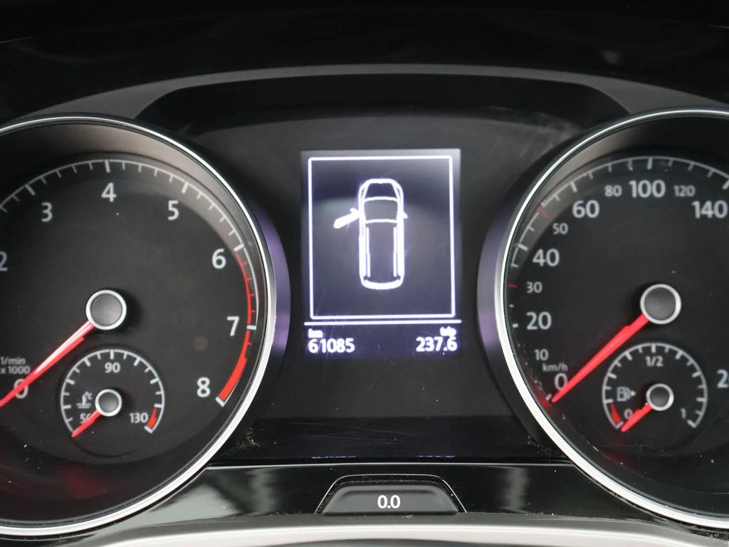 Volkswagen Touran Touran Trendline 1.5TSI 150PK *PANODAK*7 ZITPLAATSEN*CAMERA*ACC*PDC*APP-CONNECT*...*