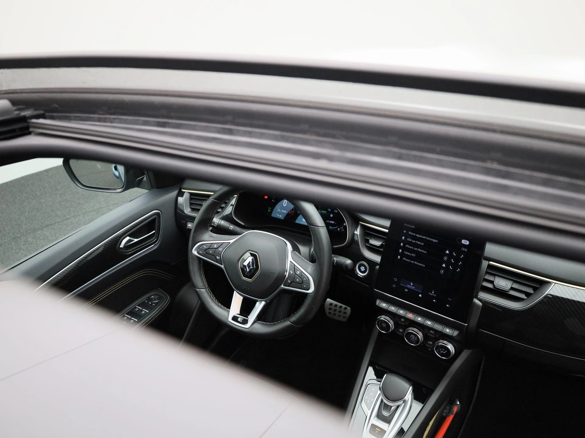 Renault-Arkana-image-32