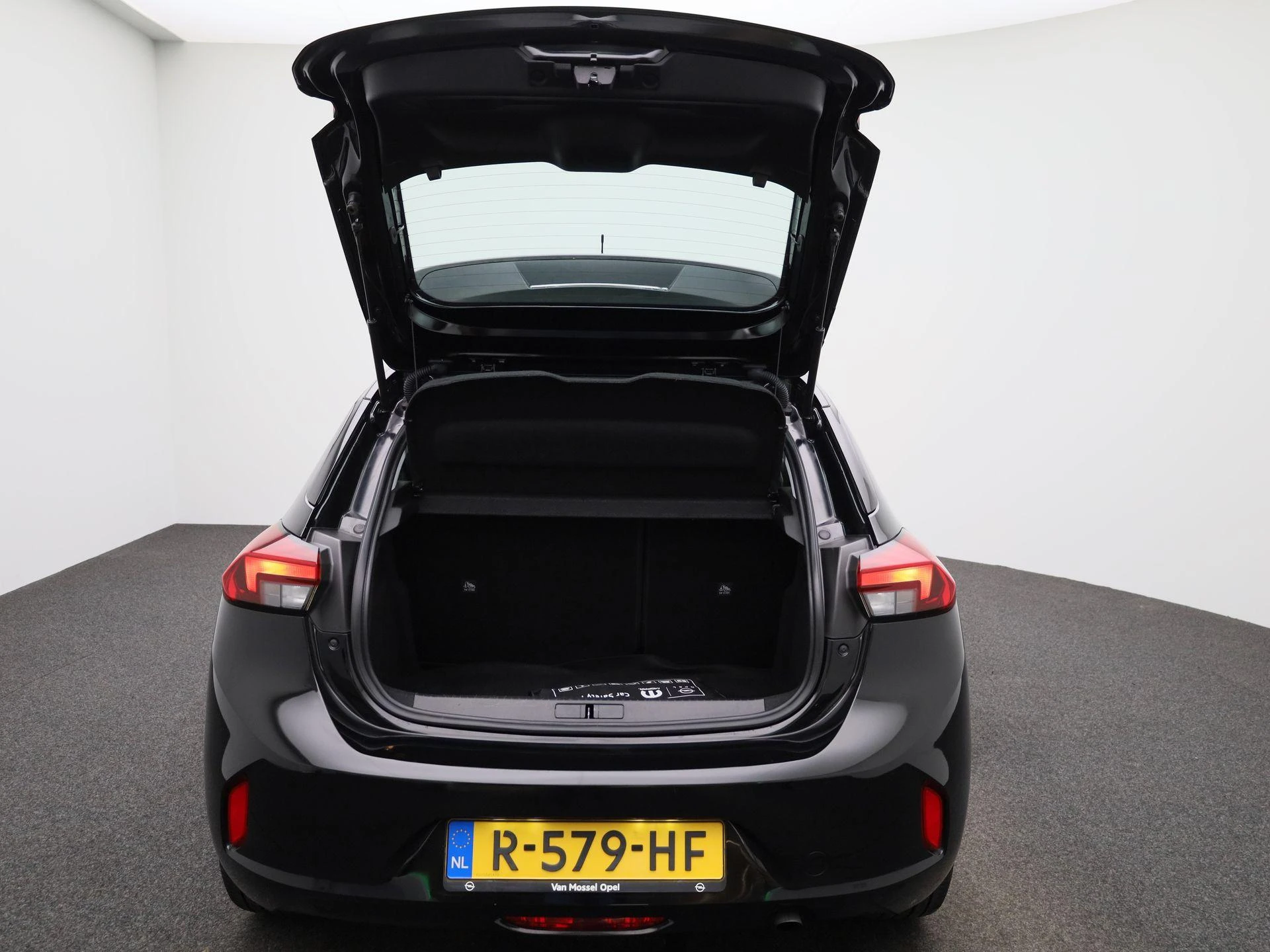 Opel-Corsa-image-10
