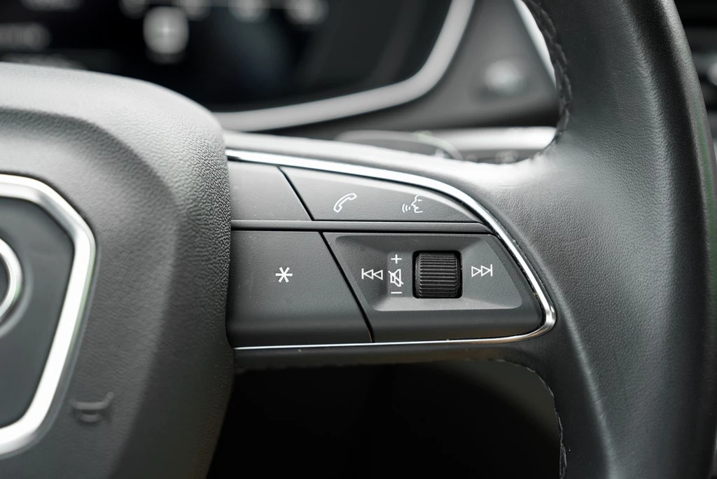 Audi Q5 40 TDI S line Navi Matrix Panorama TopView
