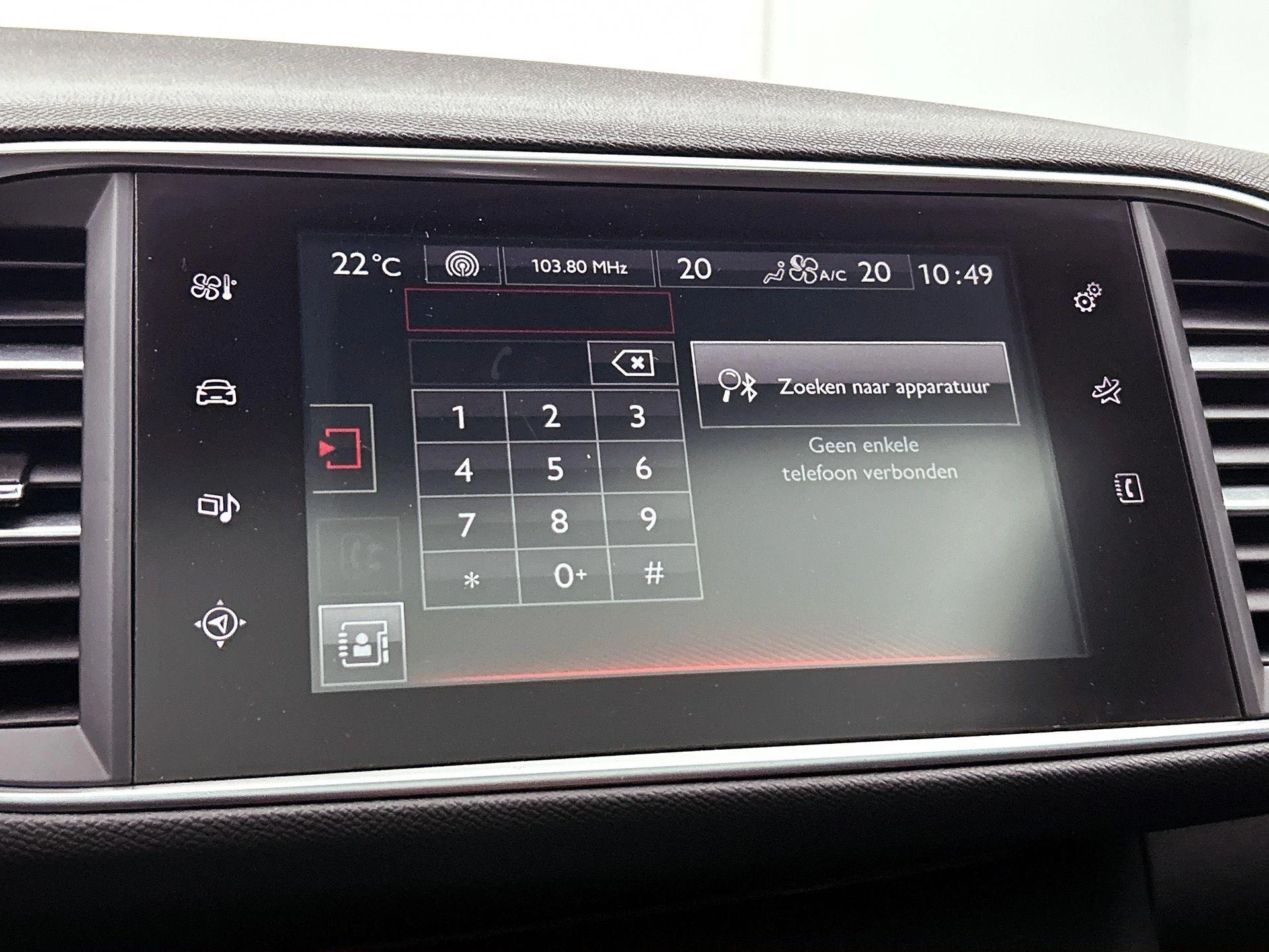 Peugeot-308-image-17
