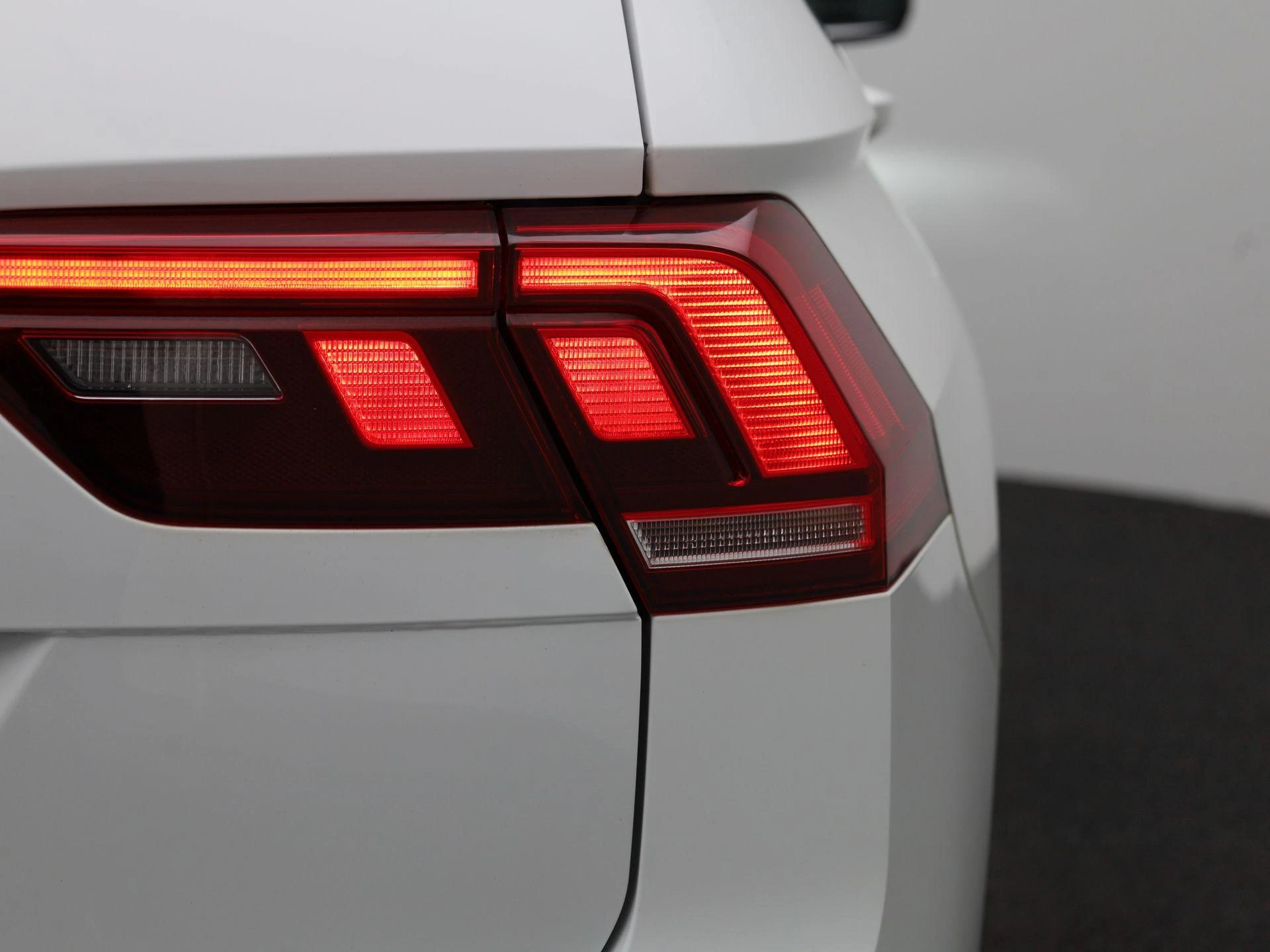Volkswagen-Tiguan-image-42
