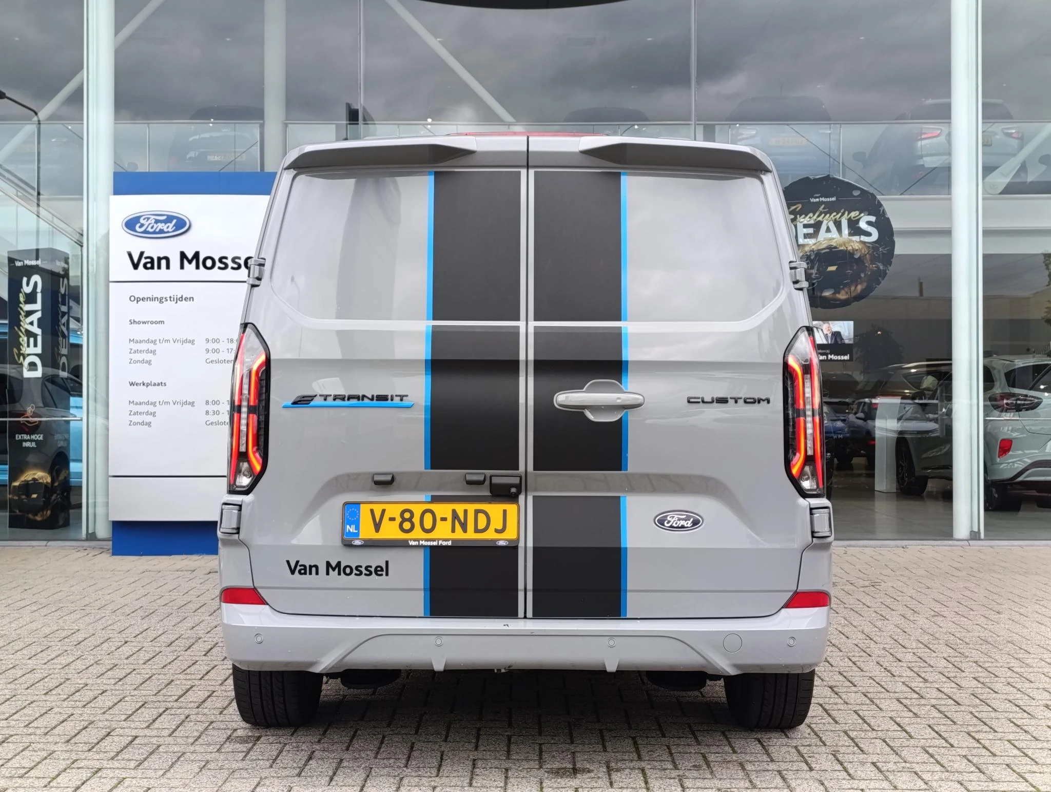 Ford-E-Transit-image-3
